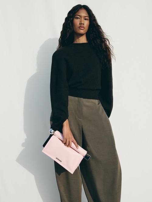The Rond Carr&eacute; clutch