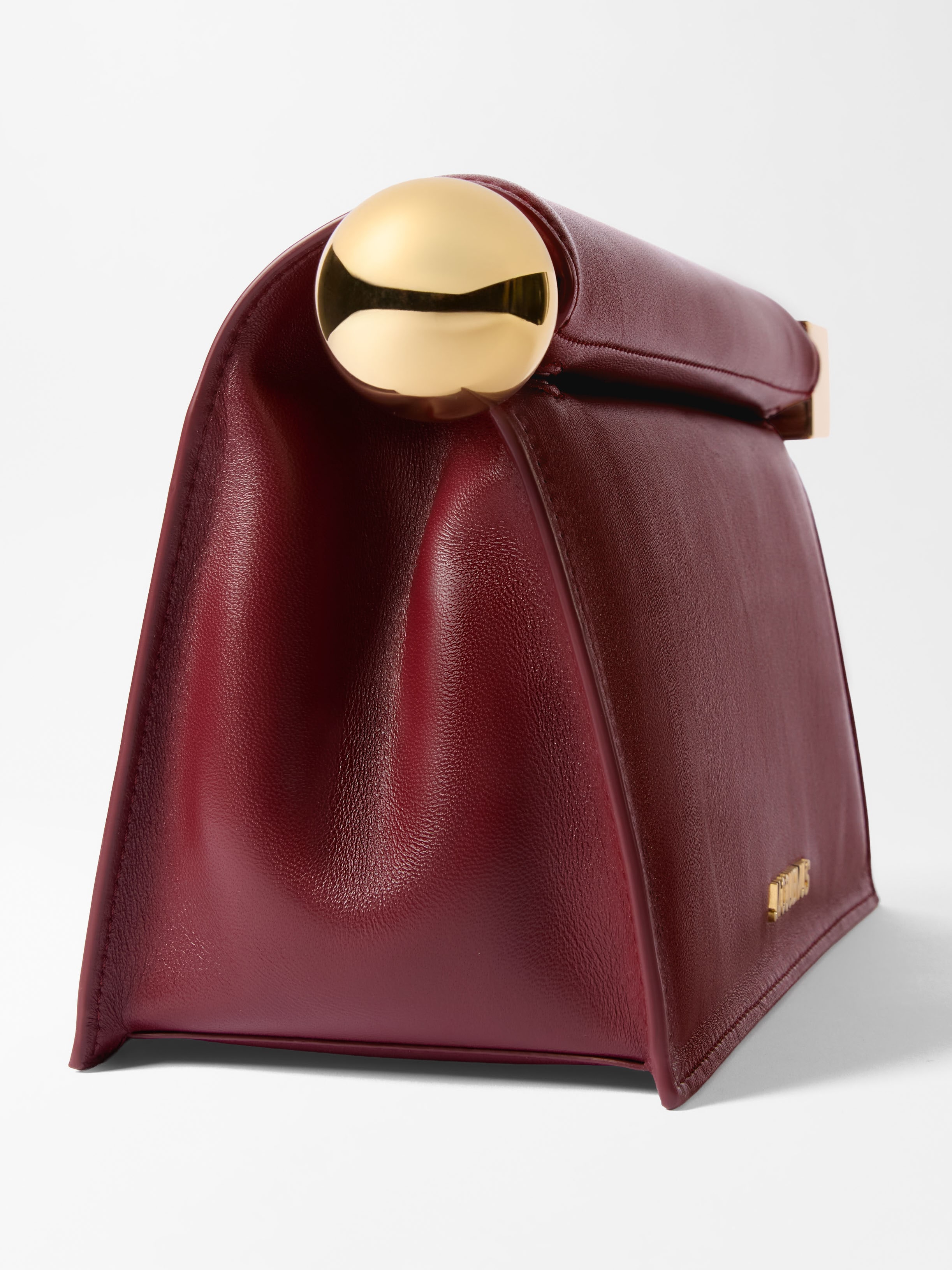 LA POCHETTE ROND CARRE