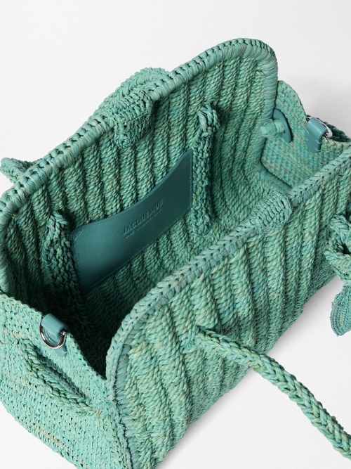 The small raffia Turismo