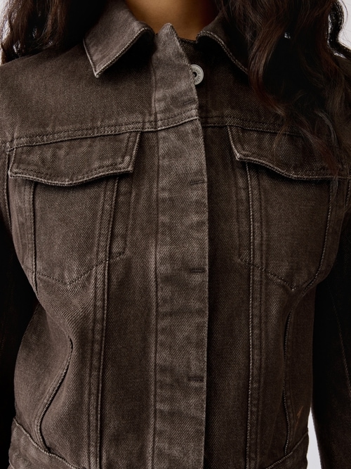 The de-N&icirc;mes Ovalo denim jacket