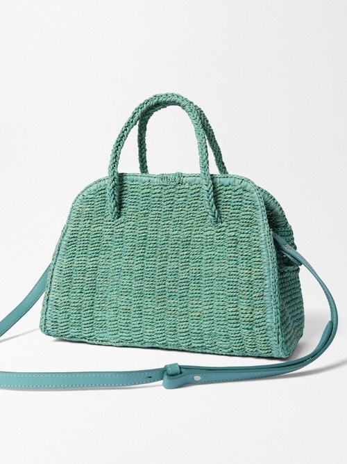 The small raffia Turismo