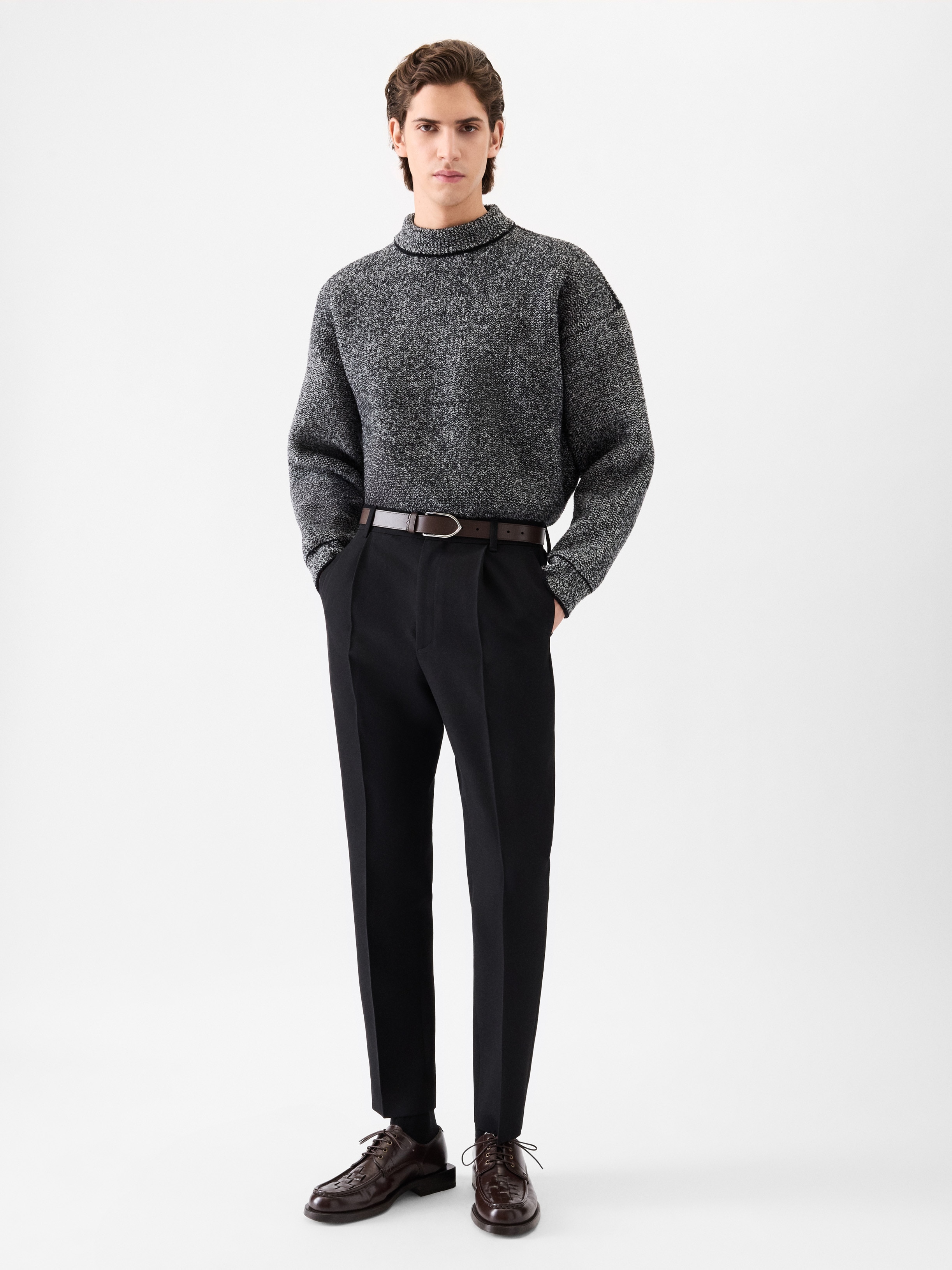 新品 JACQUEMUS 23aw ニットポロ M 芸能人着 シャギー メンズ 新品 JACQUEMUS 23aw ニットポロ M 芸能人着 シャギー メンズ