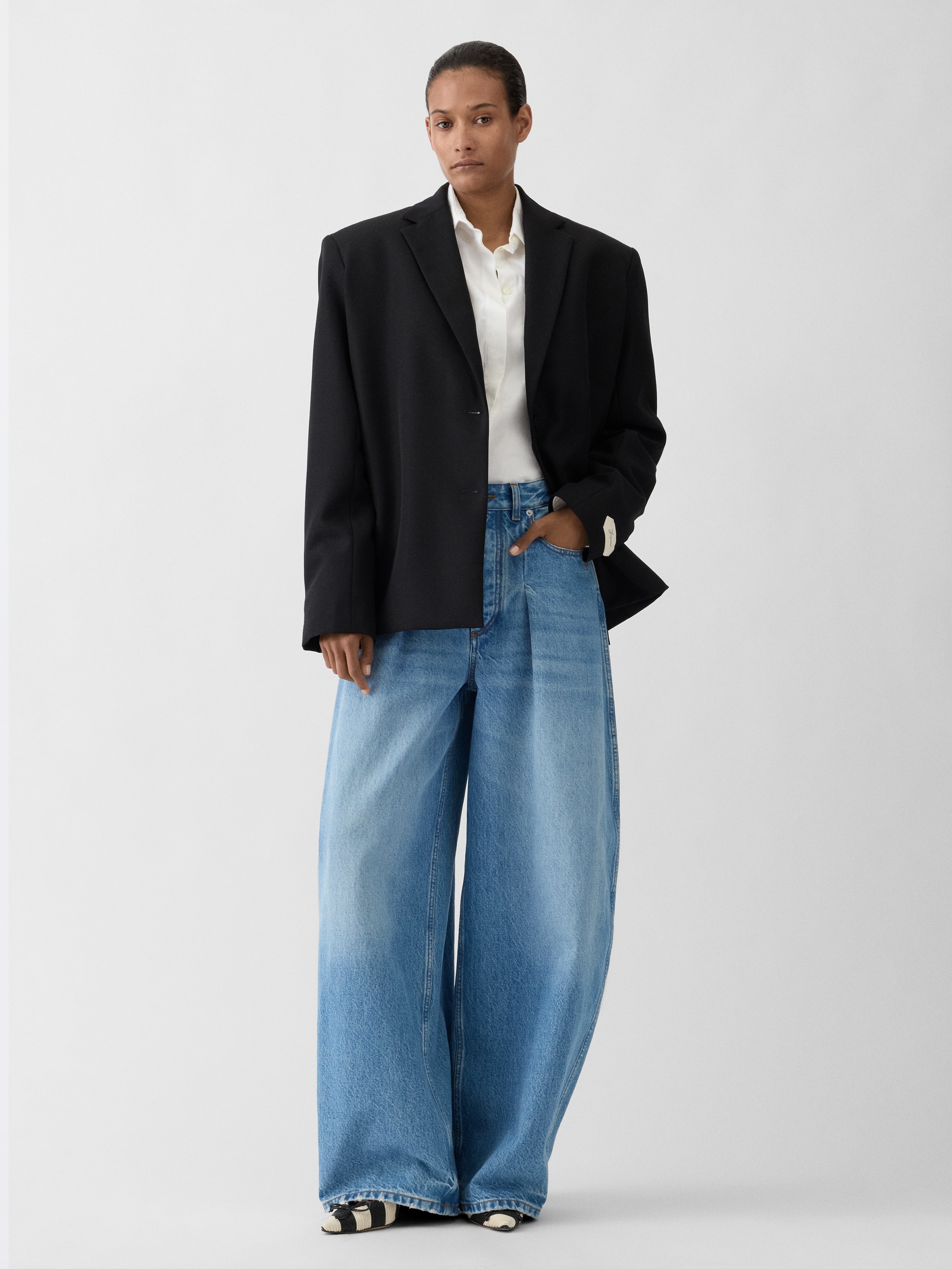 JACQUEMUS Ovalo de-Nimes デニムパンツ Ovalo de-Nîmes デニムパンツ by JACQUEMUS | Official website